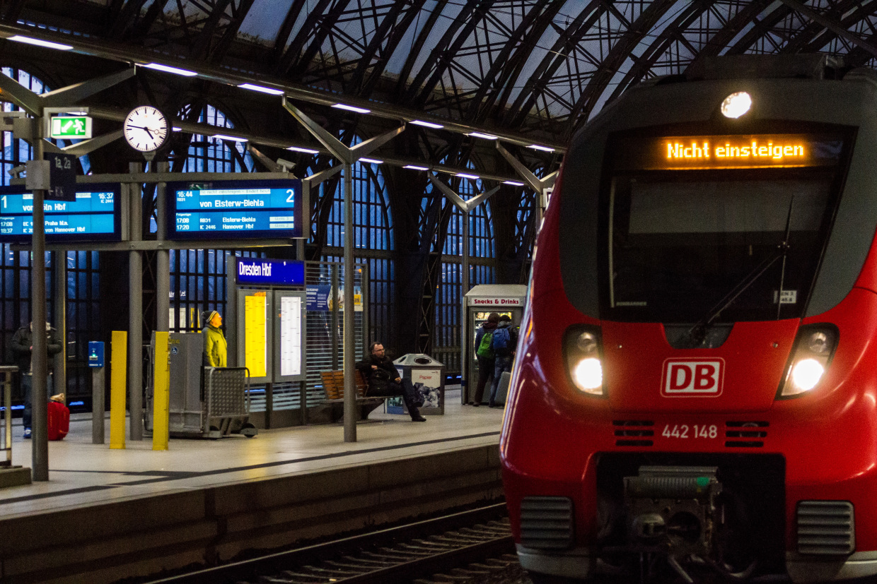 "Nicht einsteigen": Zugfahrt endet hier. (Foto: © DB AG / Kai Michael Neuhold)