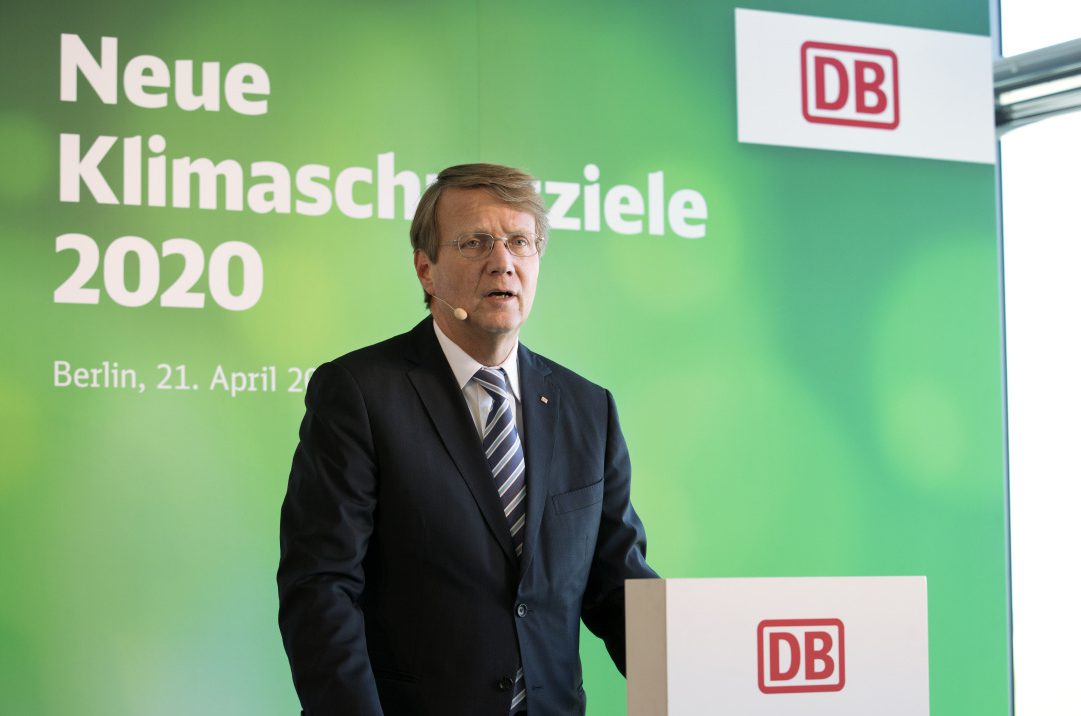 Ronald Pofalla, Vorstand Wirtschaft, Recht und Regulierung, stellt in Berlin die neuen Klimaschutzziele der DB für 2020 der Presse vor. (Foto: © Pablo Castagnola / DB AG)