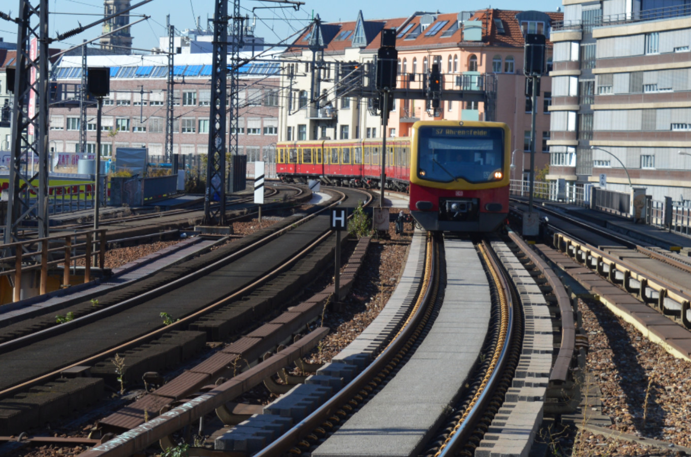 S-Bahn-Zug auf dem Berliner Stadtbahn-Netz. (Foto: © Bahnblogstelle)