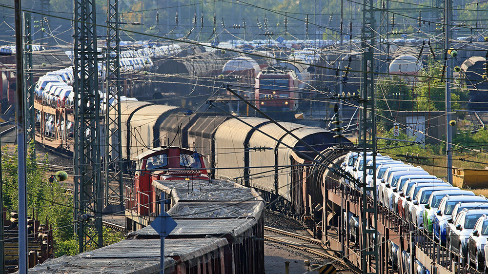 Bahn frei für 740 Meter lange Güterzüge? Das versteckt der BVWP im "potenziellen Bedarf", kritisieren Allianz pro Schiene und VDB. (Foto: © DB AG / Uwe Miethe)