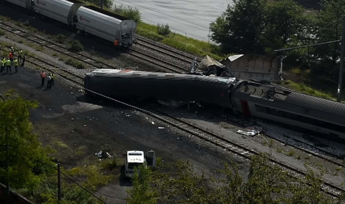 Am 05. Juni 2016 fuhr ein Personenzug auf das Heck eines Güterzuges auf.