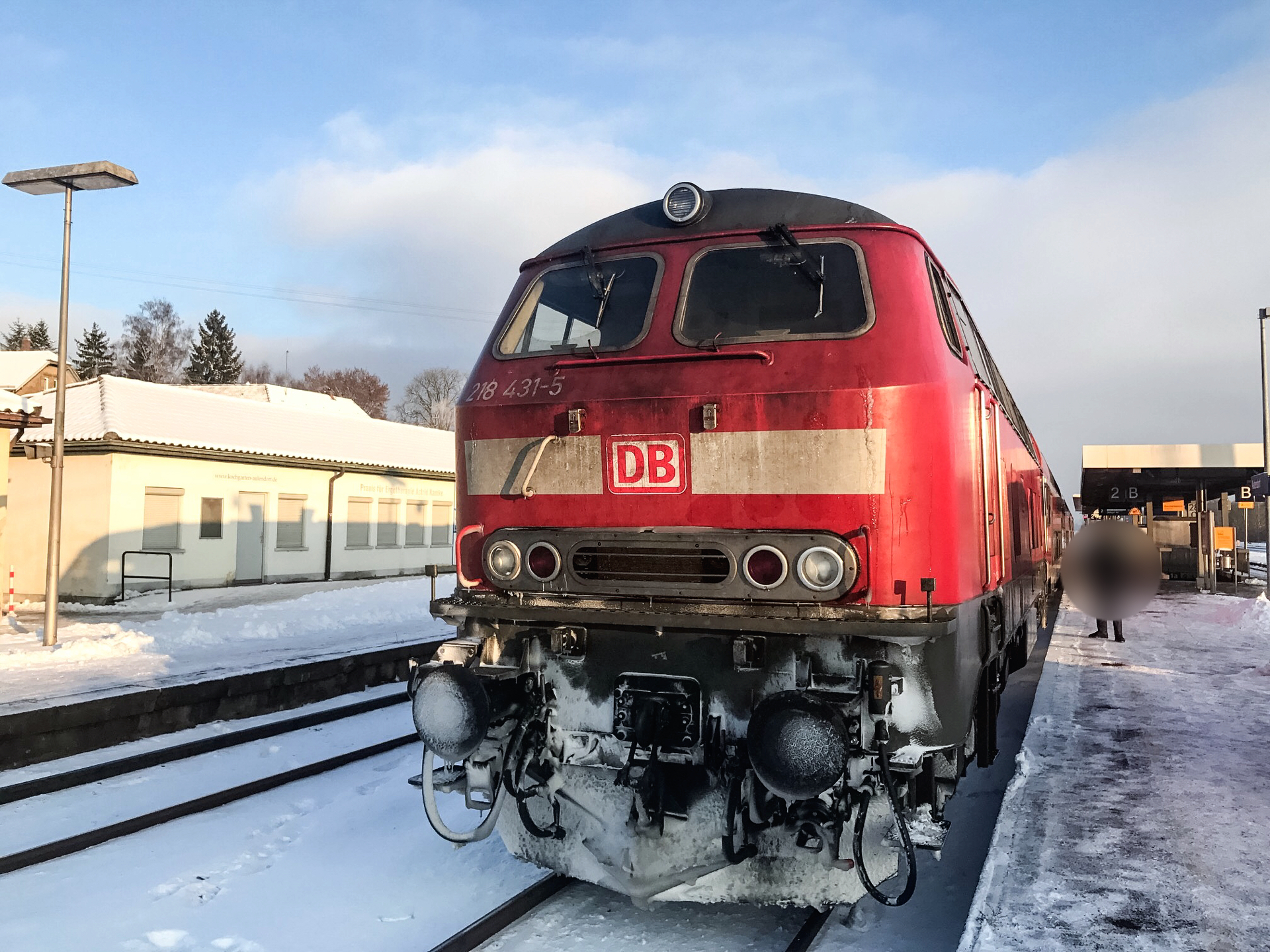 Am 6. Januar 2017 kam es bei Aulendorf zur Rauchentwicklung in einer Diesellok der Baureihe 218. (Foto: © Bundespolizei)