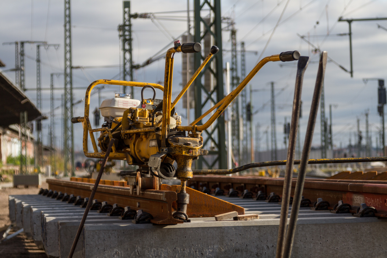 Maschine für den Gleisbau (Foto: © DB AG / Kai Michael Neuhold) 